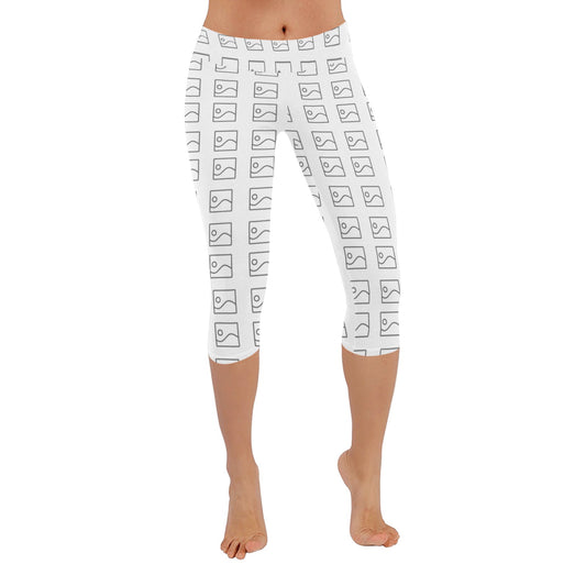 Leggings capri de tiro bajo con estampado integral (Modelo L08)