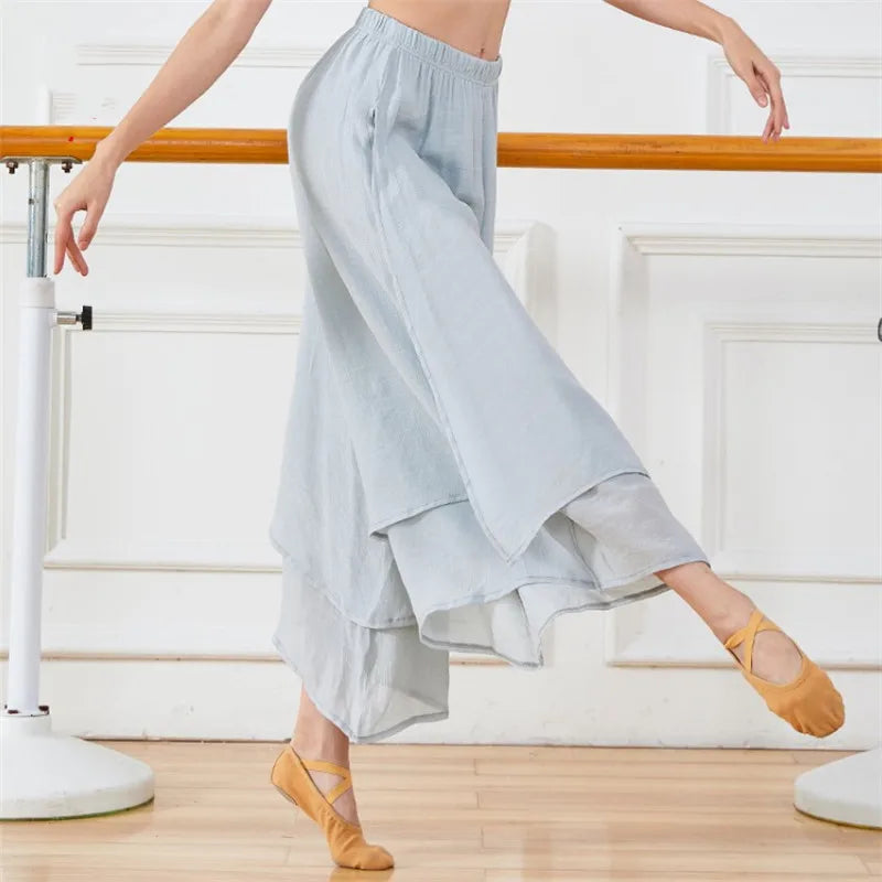 Pantalones de baile clásico de danza folclórica china para mujer, pantalón de pierna ancha suelto, ropa de baile de rima de cuerpo de Hada de 2 capas, abertura lateral, talla grande