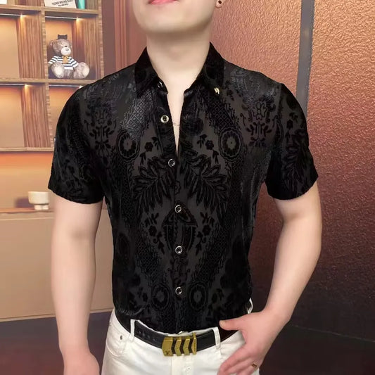 Camisa de malla Jacquard de terciopelo para hombre, camisas informales de manga corta de verano 2025, camisa de perspectiva Sexy Social para club nocturno para hombre, M-5XL