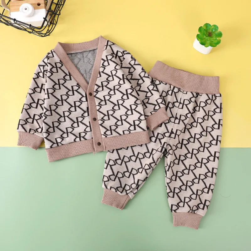 Conjunto de ropa vintage de otoño para bebé, trajes de 3 piezas para niños y niñas, cárdigan de algodón, pantalones y top, perfecto para niños pequeños de 9 a 3 años