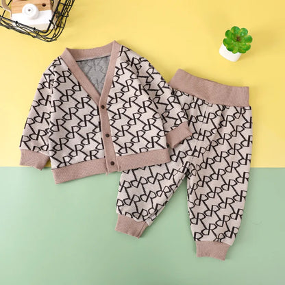 Conjunto de ropa vintage de otoño para bebé, trajes de 3 piezas para niños y niñas, cárdigan de algodón, pantalones y top, perfecto para niños pequeños de 9 a 3 años