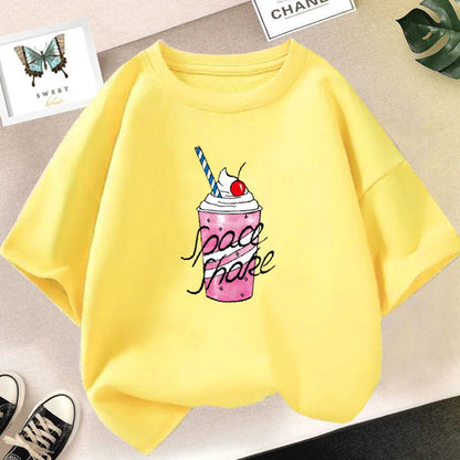 Camiseta bonita de dibujos animados de batido de leche de fresa para niñas, camisetas rosas con gráfico de manga corta para niños