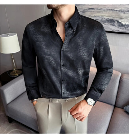 Camisa de manga larga de seda de imitación para hombre, camisa informal estampada de Color degradado a la moda, ropa Social de negocios, ropa de calle para hombre