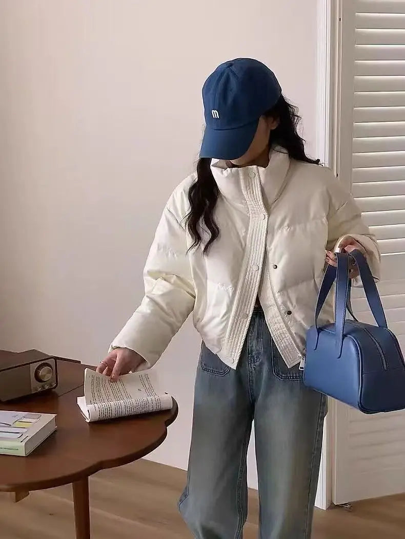 Nueva Chaqueta Corta de Mujer 2024 de Cuero PU Grueso con Relleno de Algodón, Estilo Abrigo Acolchado Cálido de Invierno, Ide...