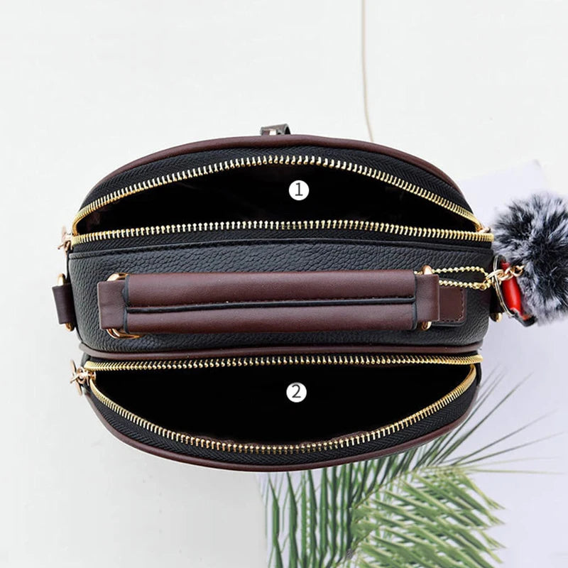 Bolsos pequeños de cuero PU para mujer, bolso de hombro tipo bandolera con diseño de bola de pelo, bolsos de mensajero de lujo a la moda para mujer