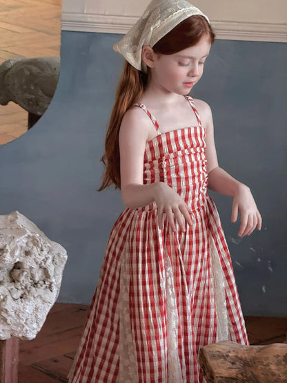 NOVEDAD DE VERANO 2025 vestido largo de hadas para niñas vestido de tirantes de encaje empalmado de encaje a cuadros rojo francés
