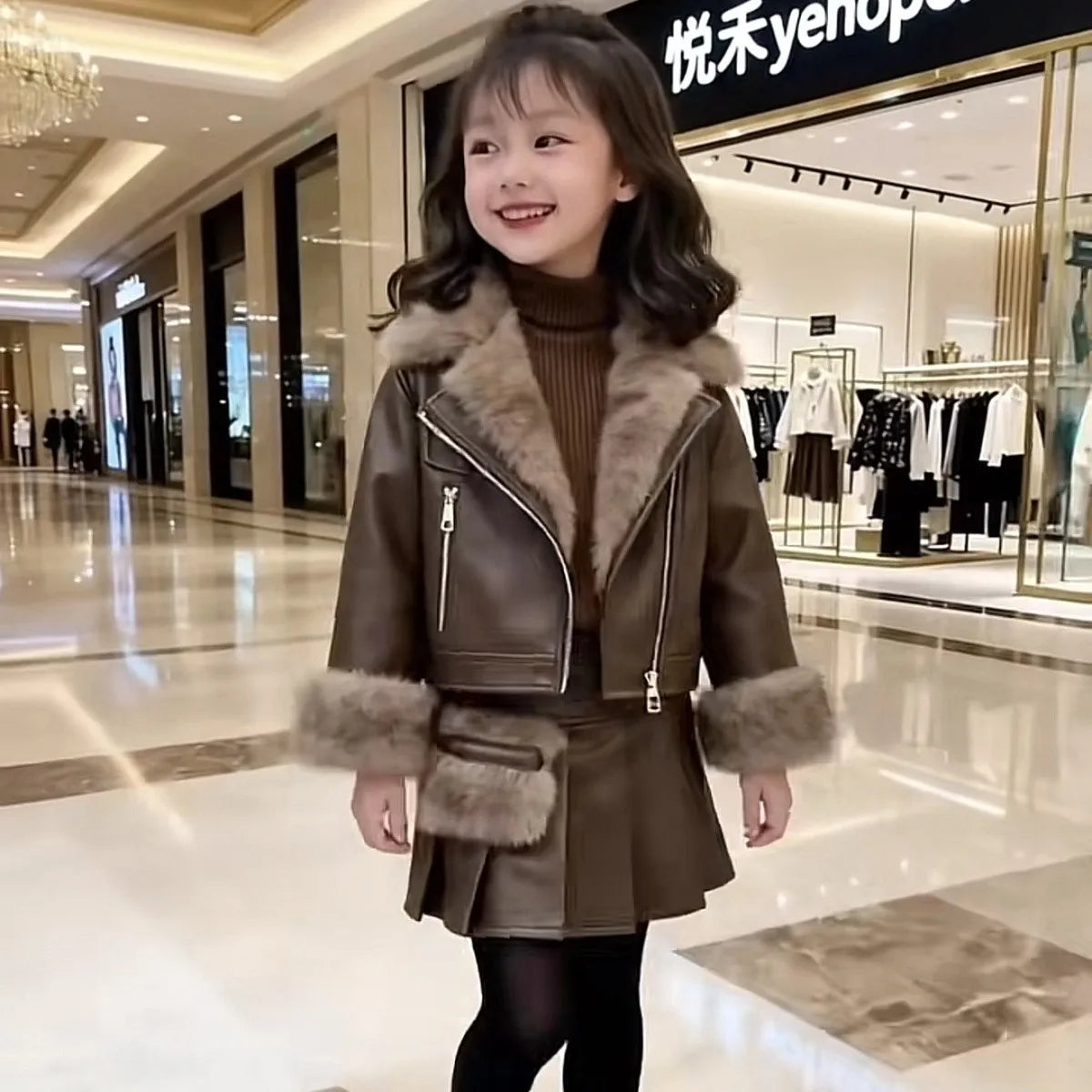 Conjunto de Otoño Invierno para niñas, chaqueta de cuero, nueva chaqueta de cuero gruesa coreana, Falda plisada de moda, conjunto de dos piezas, 2025