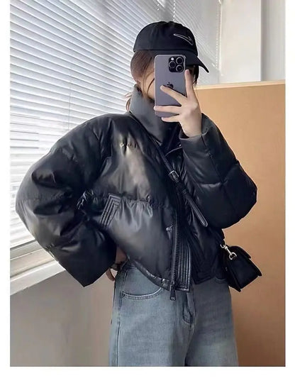 Nueva Chaqueta Corta de Mujer 2024 de Cuero PU Grueso con Relleno de Algodón, Estilo Abrigo Acolchado Cálido de Invierno, Ide...