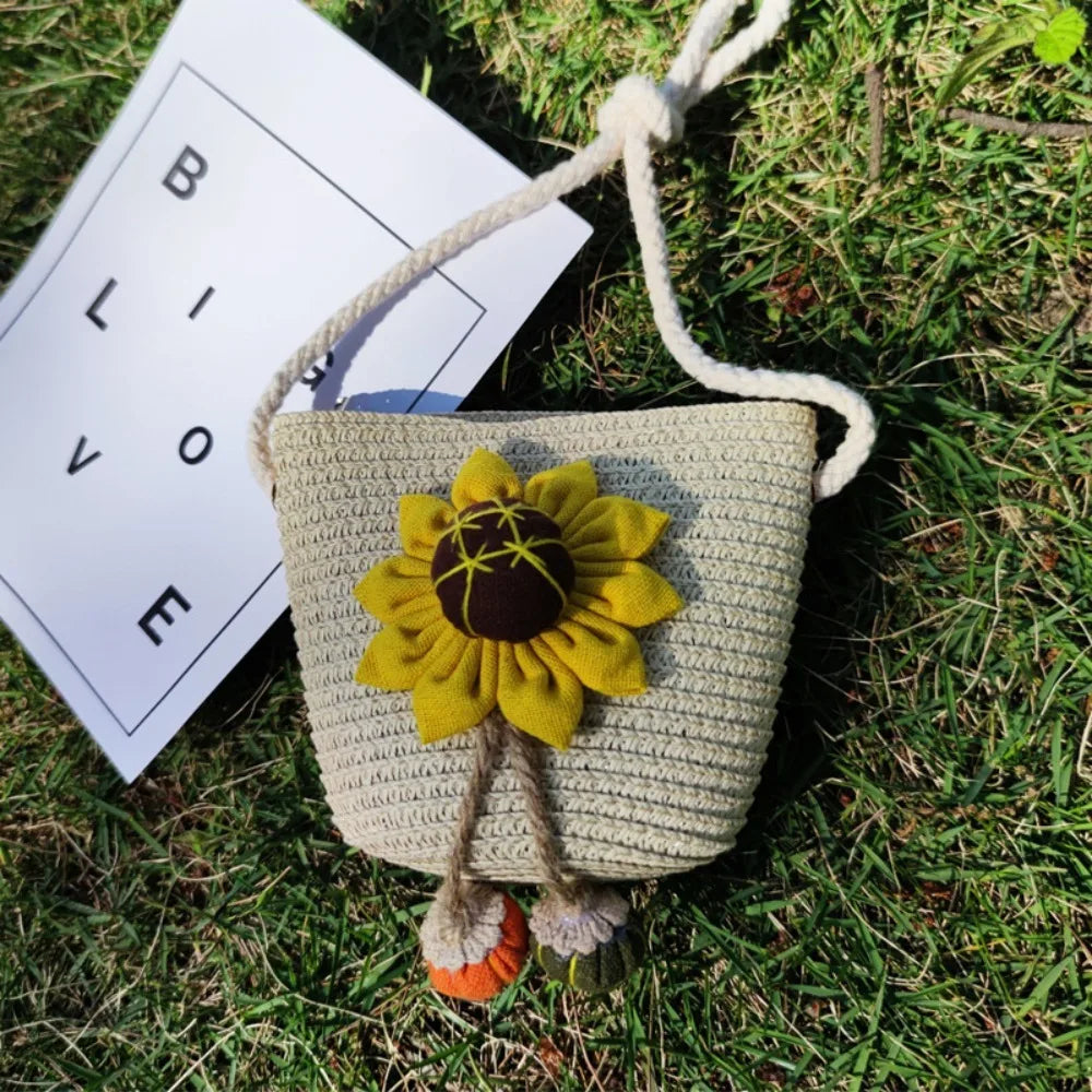Bolso de hombro hecho a mano para niños y niñas, con flores bandolera de paja, monedero para llaves, Mini bolso de princesa