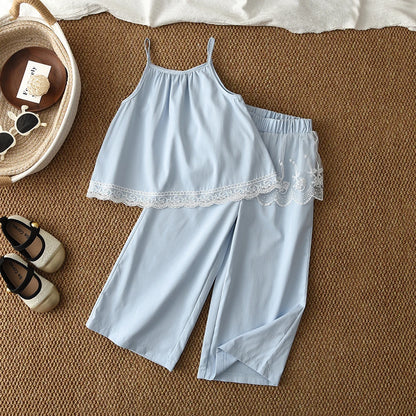 Conjunto Casual Azul Dulce y Lindo Estilo Coreano con Top de Tirantes de Encaje y Pantalones Anchos de Dos Piezas para Niñas de 3 a 7 Años para el Verano