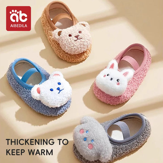 Zapatillas de bebé de otoño e invierno, zapatos de calcetín de suelo de felpa para niños, zapatos para caminar de suela blanda, zapatos antideslizantes para interior del hogar para niños