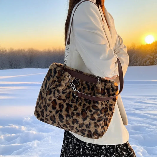 Bolso de hombro de felpa para axila, bolsos de mano de leopardo para mujer, bolso de hombro esponjoso de lujo con cadena, bolso con asa para ir al trabajo de gran capacidad