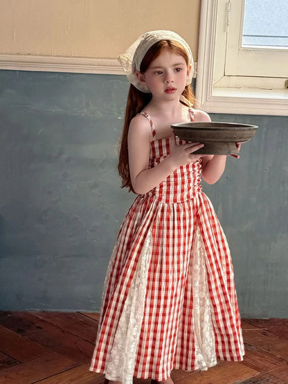 NOVEDAD DE VERANO 2025 vestido largo de hadas para niñas vestido de tirantes de encaje empalmado de encaje a cuadros rojo francés
