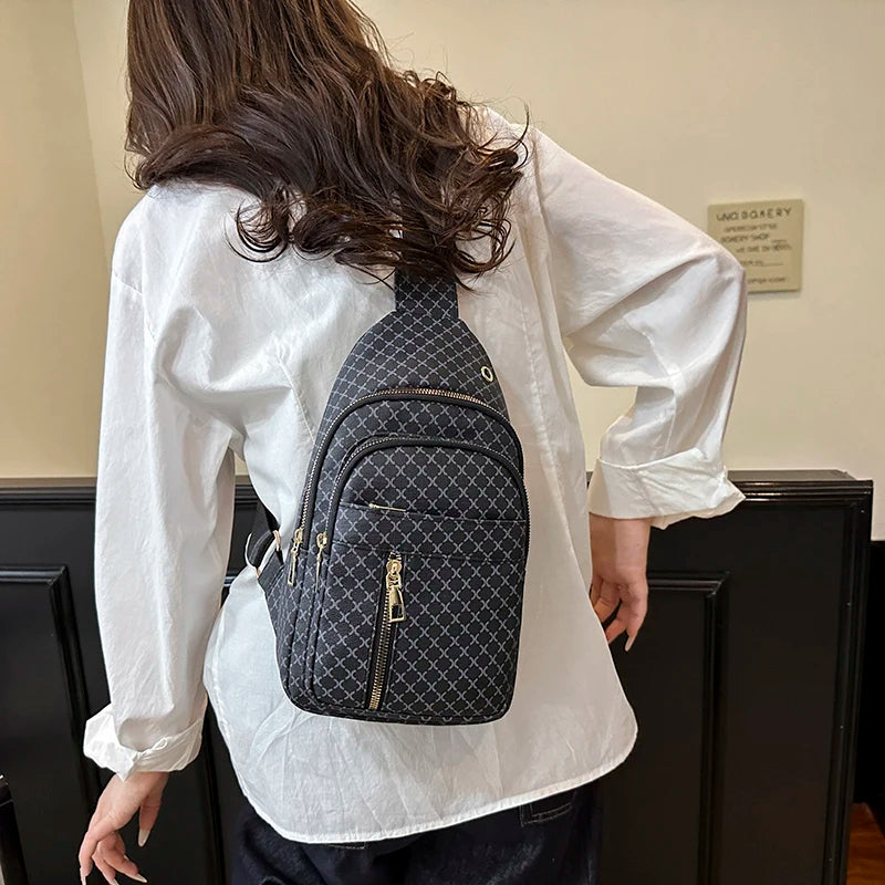 Bolso de pecho de cuero PU ligero con múltiples bolsillos para hombre, bolso cruzado informal Unisex, adecuado para desplazamientos diarios, bolso de hombro