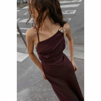 Vestido Midi Elegante para Mujer – Diseño Asimétrico, Tirante Delgado y Estilo Moderno