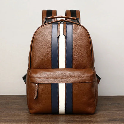 2024 nuevo diseño de moda para hombres, mochila marrón de cuero genuino para ordenador portátil, mochila escolar, bolsa de día para niños, bolsas de viaje grandes para hombres