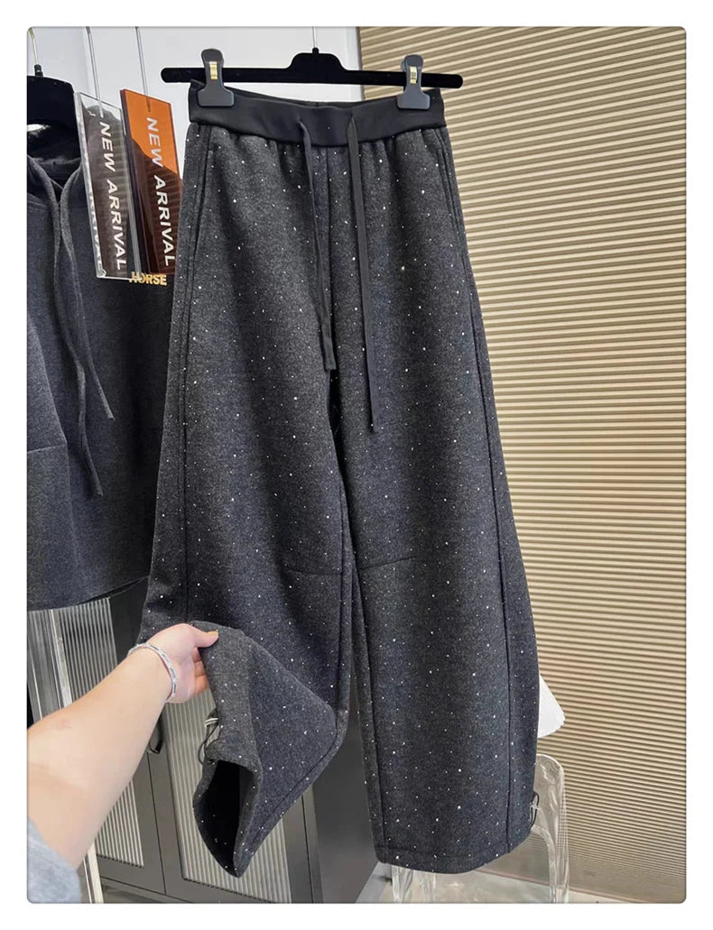 Pantalones de chándal de pierna ancha con forro polar, a la moda para principios de primavera, con empalme de diamantes, pant...