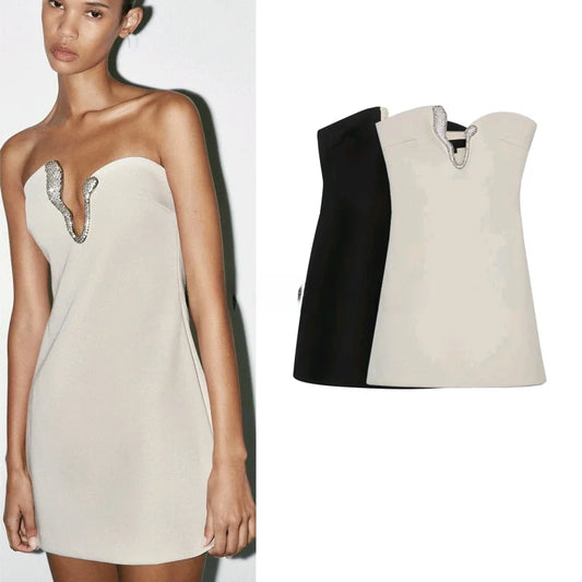 Vestido Elegante para Mujer | Escote Asimétrico, Cintura Alta y Detalles de Joyería
