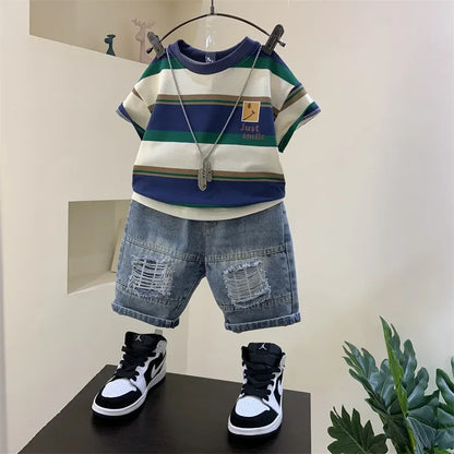 Conjunto de Verano para Niños 2026, Camiseta de Algodón con Estampado de Dibujos Animados y Letras + Pantalones Cortos de Mezclilla, Ropa Infantil