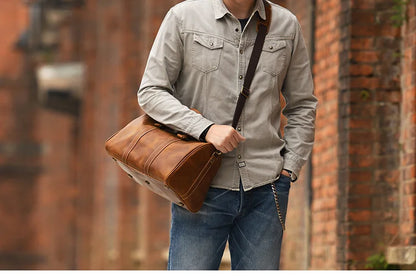 GURO-bolsos de viaje Retro de cuero de vaca para hombre y mujer, bolso de mano de cuero genuino, bolsa de Fitness de fin de semana de lujo, equipaje de viaje corto
