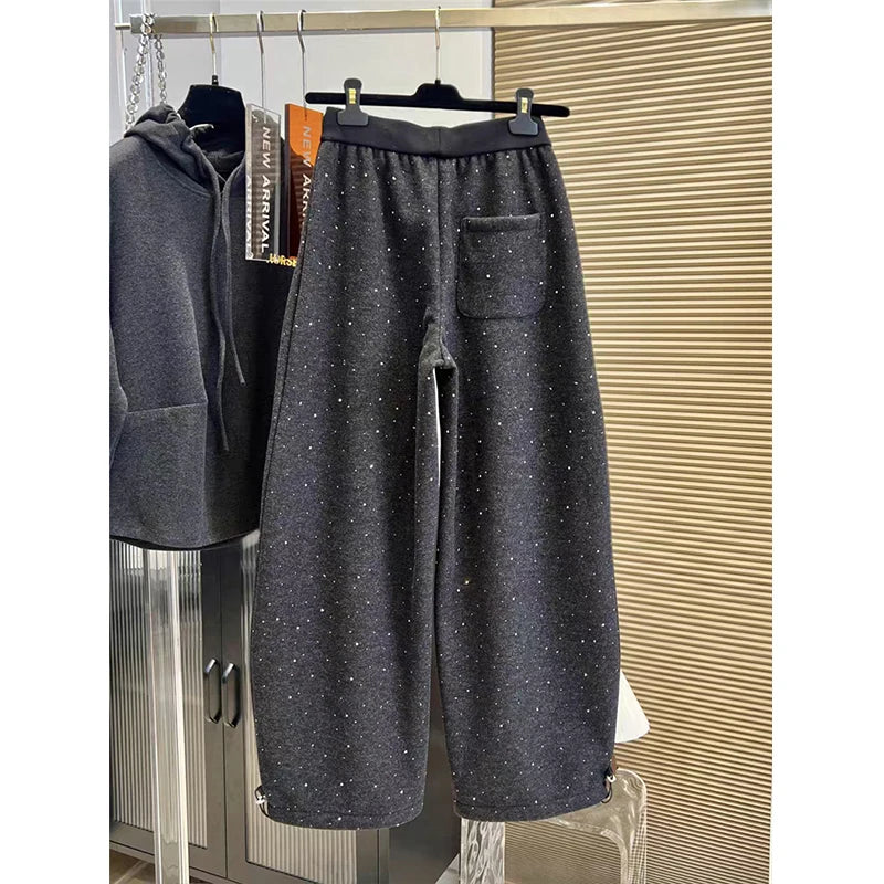 Pantalones de chándal de pierna ancha con forro polar, a la moda para principios de primavera, con empalme de diamantes, pant...