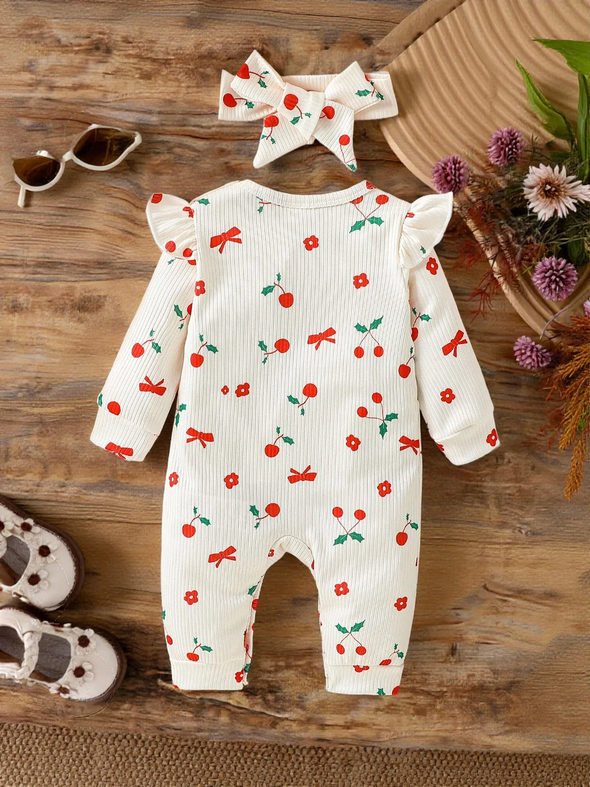 2025 lindos mamelucos para niñas prendas de vestir de manga larga monos de cereza con estampado para recién nacidos dos piezas primavera otoño para 0-1 años