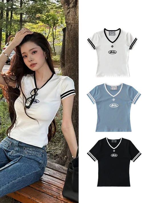 Blusa para Mujer, Escote en V, Manga Corta, Slim Fit, Algodón con Elastano, Estampado de Texto y Gráfico, Ideal para Primavera, Verano, Uso Diario y Salidas Casuales