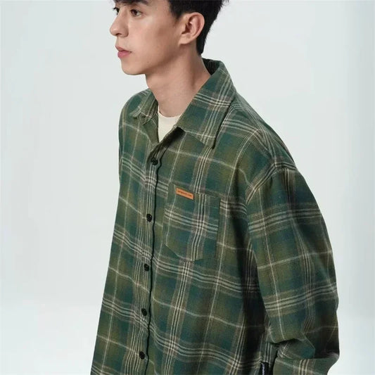 Camisa a cuadros de manga larga para hombre, ropa de calle Vintage Y2K, camisetas holgadas con bolsillo y solapa, blusa de moda coreana, primavera 2025