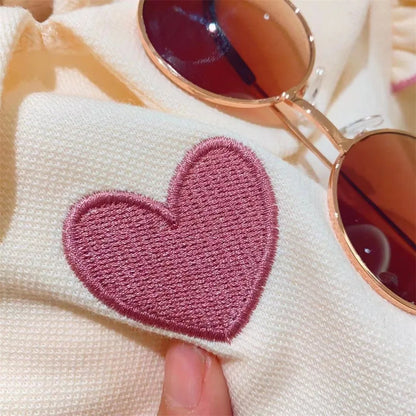 Conjunto de ropa de moda para chicas, novedad de verano, camiseta con cuello de muñeca con estampado de bordado de corazón + Pantalones cortos, traje de 2 uds para niños de 3 4 5 6 8 años