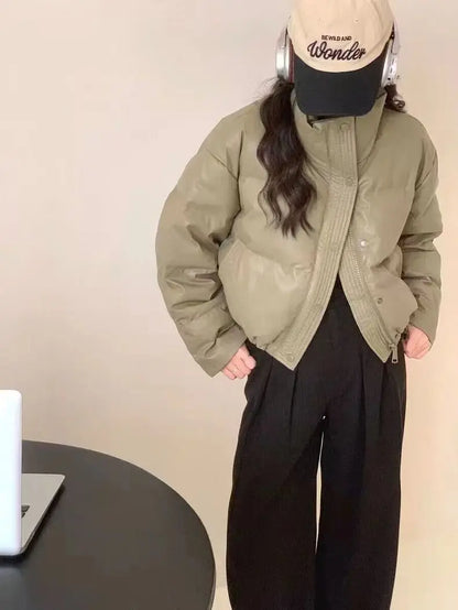 Nueva Chaqueta Corta de Mujer 2024 de Cuero PU Grueso con Relleno de Algodón, Estilo Abrigo Acolchado Cálido de Invierno, Ide...