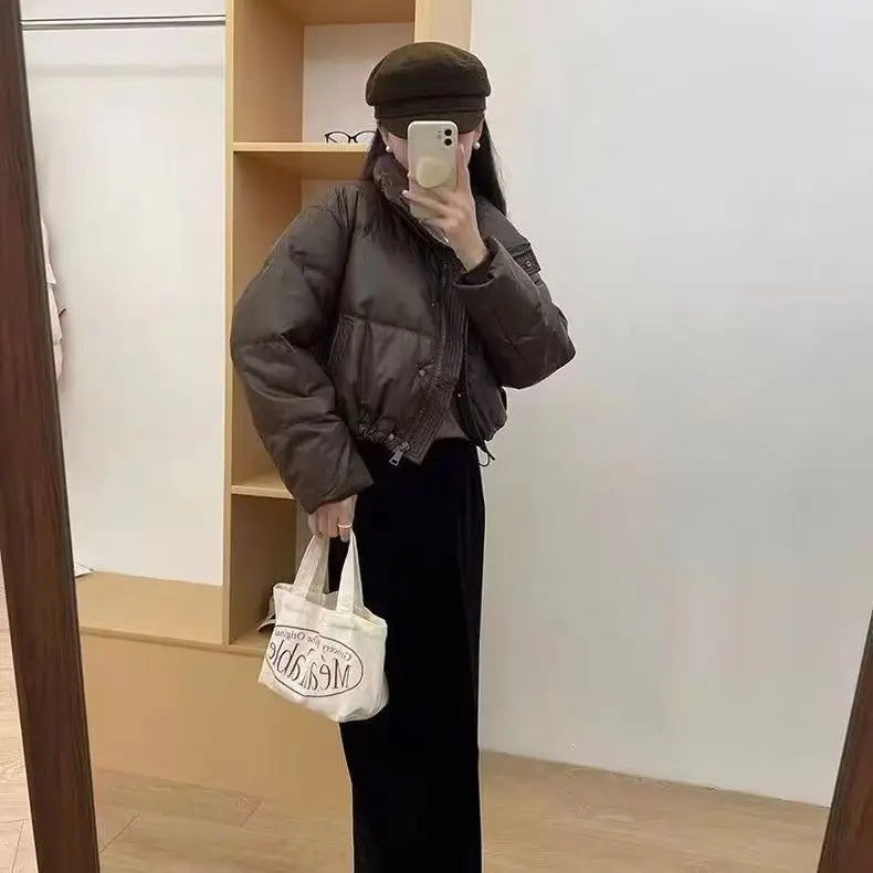 Nueva Chaqueta Corta de Mujer 2024 de Cuero PU Grueso con Relleno de Algodón, Estilo Abrigo Acolchado Cálido de Invierno, Ide...