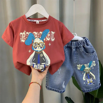 Conjunto de Verano para Niños 2026, Camiseta de Algodón con Estampado de Dibujos Animados y Letras + Pantalones Cortos de Mezclilla, Ropa Infantil