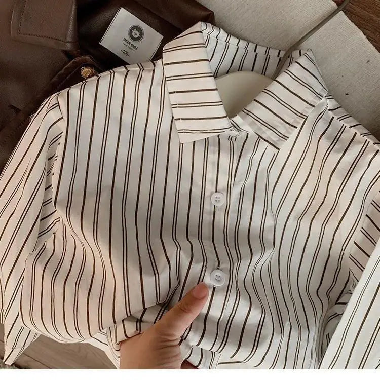 Conjunto de tres piezas para niña, abrigo a la moda, camisa elegante, Falda corta, novedad de otoño, 2024