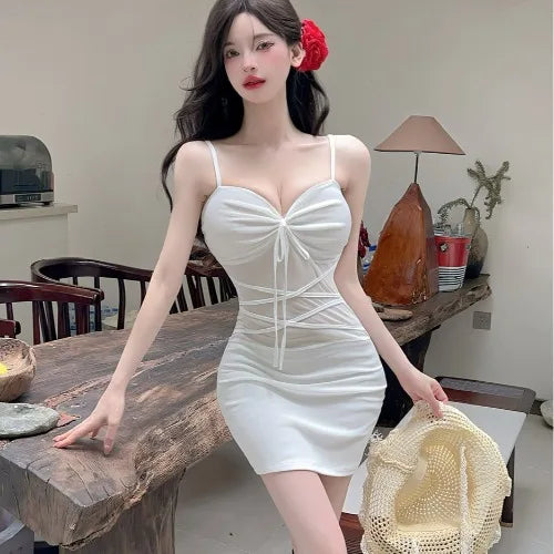 Vestido Elegante Strapless para Mujer – Cintura Alta, Falda Corte A y Diseño con Paneles de Malla