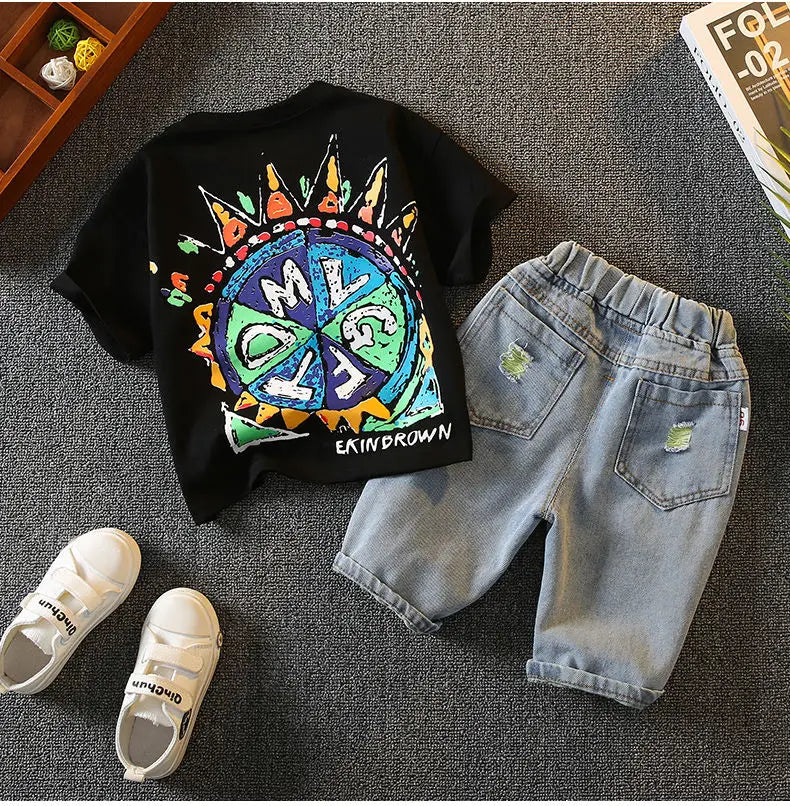 Conjunto de Verano para Niños 2026, Camiseta de Algodón con Estampado de Dibujos Animados y Letras + Pantalones Cortos de Mezclilla, Ropa Infantil