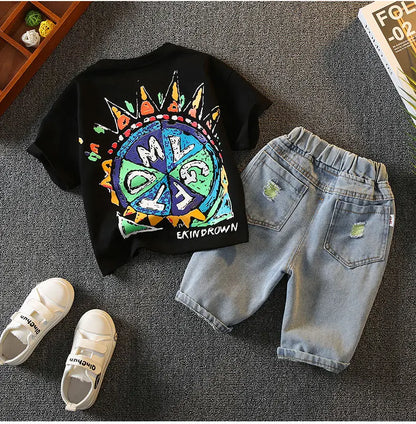 Conjunto de Verano para Niños 2026, Camiseta de Algodón con Estampado de Dibujos Animados y Letras + Pantalones Cortos de Mezclilla, Ropa Infantil