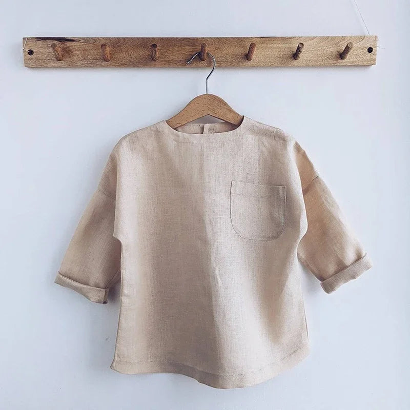 Camisa de lino para niño, camisetas de manga larga de algodón y lino de cuello redondo de estilo rústico con bolsillo, color liso, novedad de primavera, TZ410