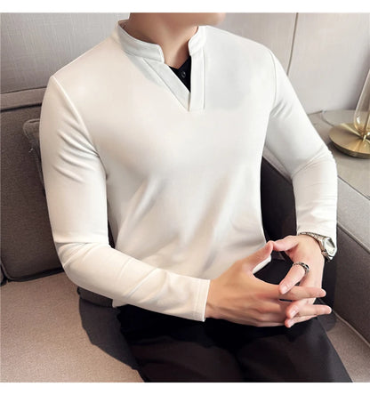 Camiseta elástica falsa de 2 piezas con empalme a la moda coreana, camiseta básica de manga larga con cuello en V ajustada para hombre, camisetas versátiles de Color sólido
