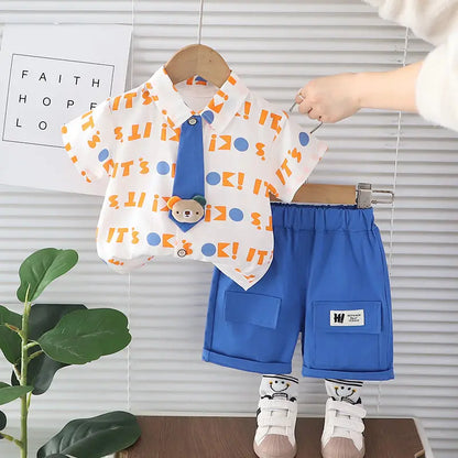 Nueva ropa informal para niños, traje de verano para niños y niñas, camisa con letras estampadas, pantalones cortos, 2 unids/set, ropa para niños pequeños de 0 a 5 años