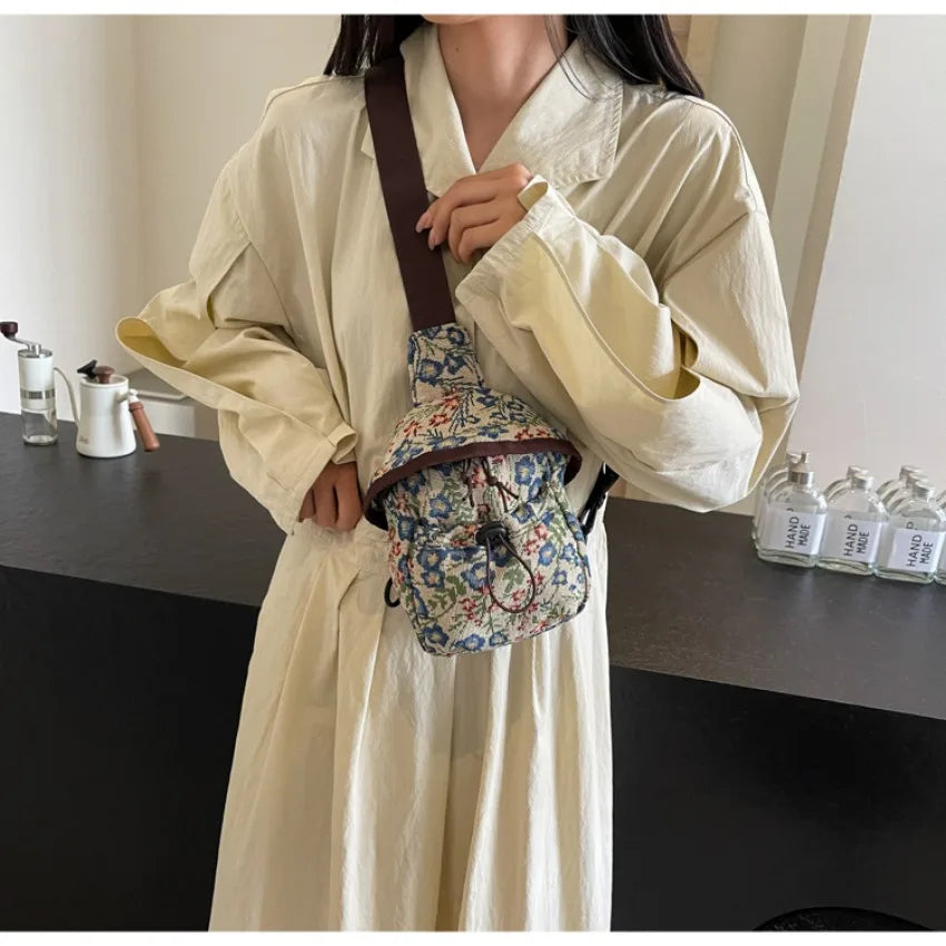 Bolso cruzado de moda para niñas y mujeres, bolso de teléfono de estilo chino, bolsillo en el pecho con estampado étnico, bolso de tela pequeño de un hombro, nuevo