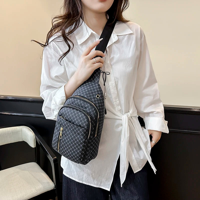 Bolso de pecho de cuero PU ligero con múltiples bolsillos para hombre, bolso cruzado informal Unisex, adecuado para desplazamientos diarios, bolso de hombro